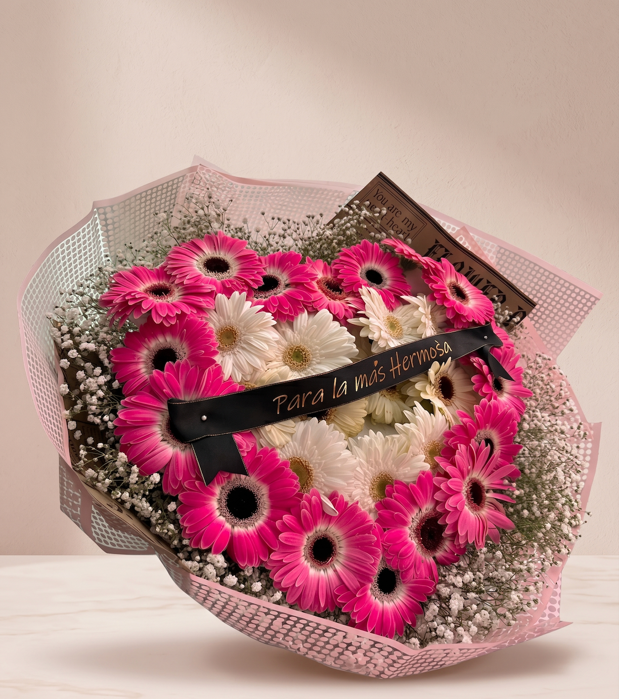 30 Gerberas Corazón con Listón